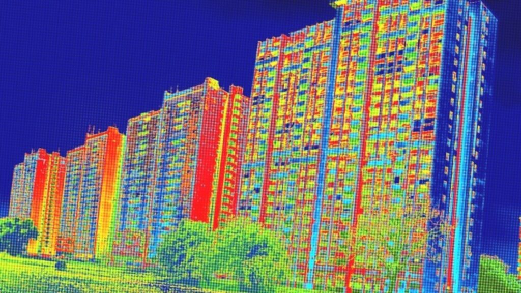 il governo meloni non inserisce il cappotto termico fra gli interventi finanziabili con fondi ue per l'efficienza energetica degli edifici